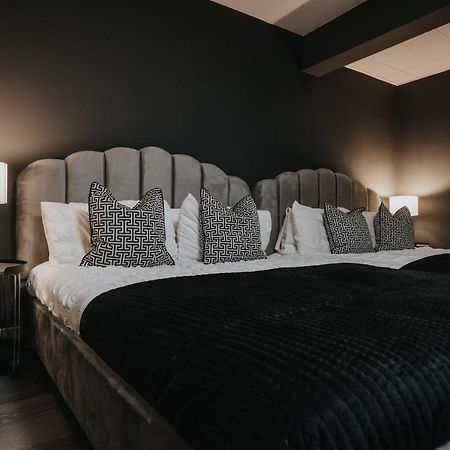 Vip City Centre Apartment With Secure Free Parking Liverpool Bagian luar foto