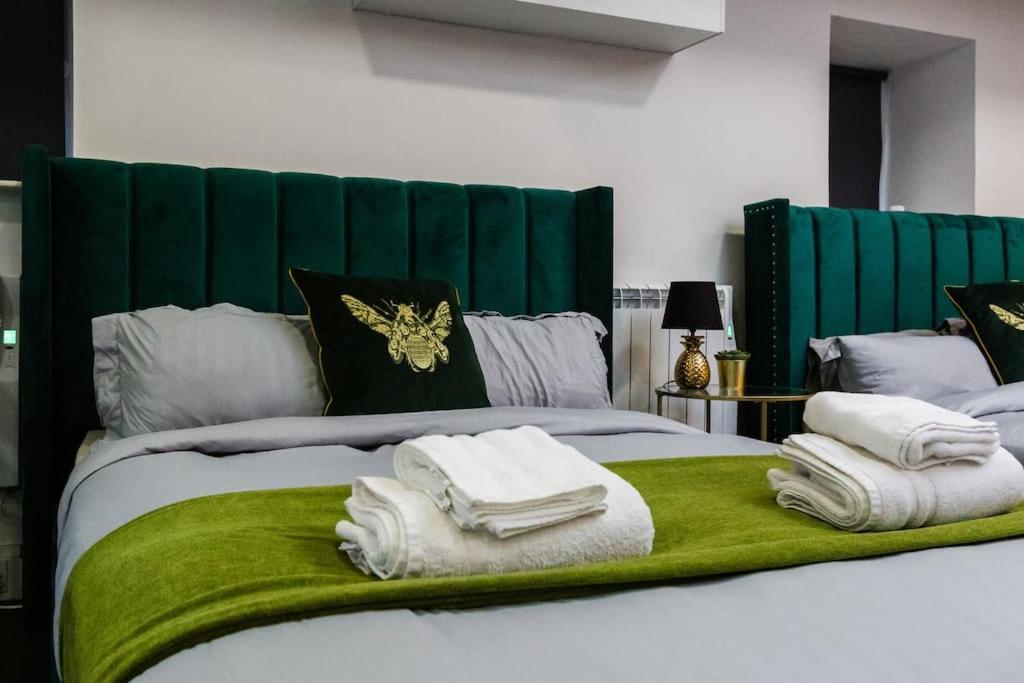 Vip City Centre Apartment With Secure Free Parking Liverpool Bagian luar foto